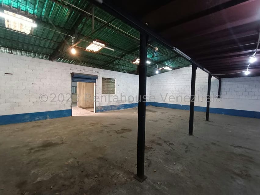 Comercial (Local Comercial) en Venta en Centro, Aragua - 21