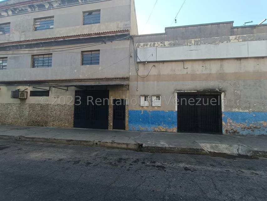 Comercial (Local Comercial) en Venta en Centro, Aragua - 24