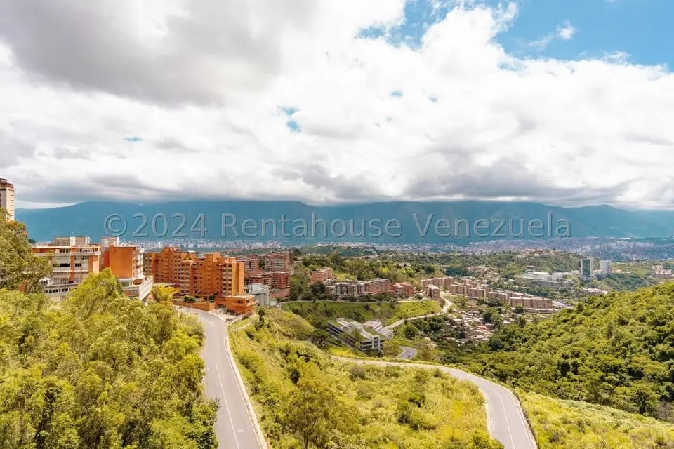 Apartamento (1 Nivel) en Venta en Lomas del Sol, Distrito Metropolitano - 5