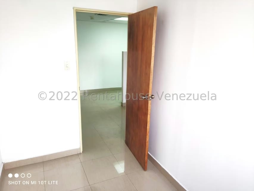 Comercial (Local Comercial) en Venta en Sabana Grande, Distrito Metropolitano - 2