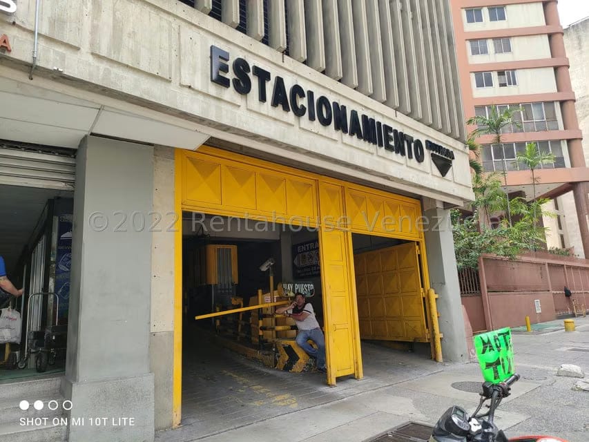 Comercial (Local Comercial) en Venta en Sabana Grande, Distrito Metropolitano - 29
