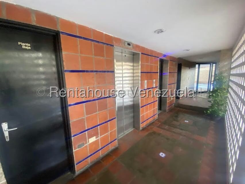 Apartamento (Duplex) en Alquiler en Playa Grande, Vargas - 29