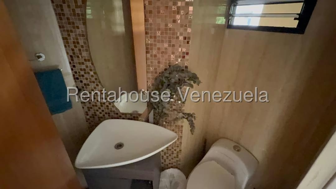 Apartamento (Duplex) en Alquiler en Playa Grande, Vargas - 32