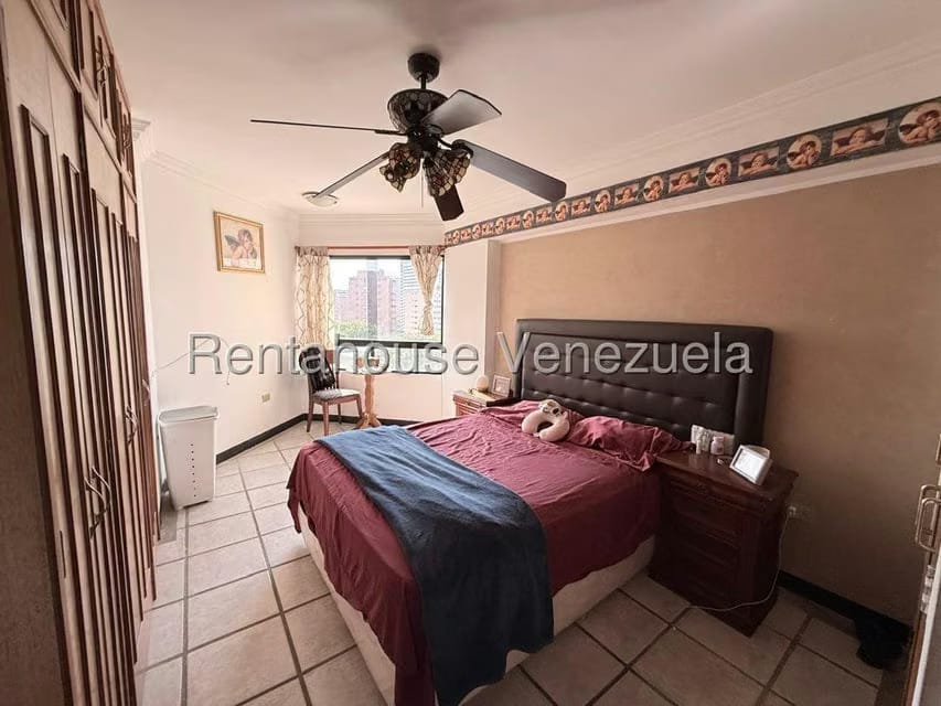 Apartamento (Duplex) en Alquiler en Playa Grande, Vargas - 9