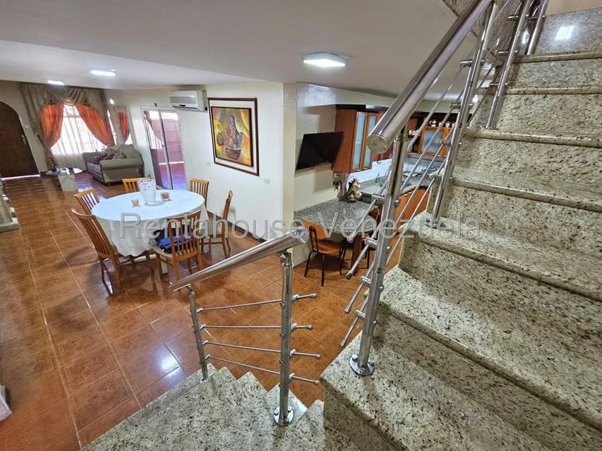 Casa (Duplex) en Venta en Puertas Del Sol, Lara - 16