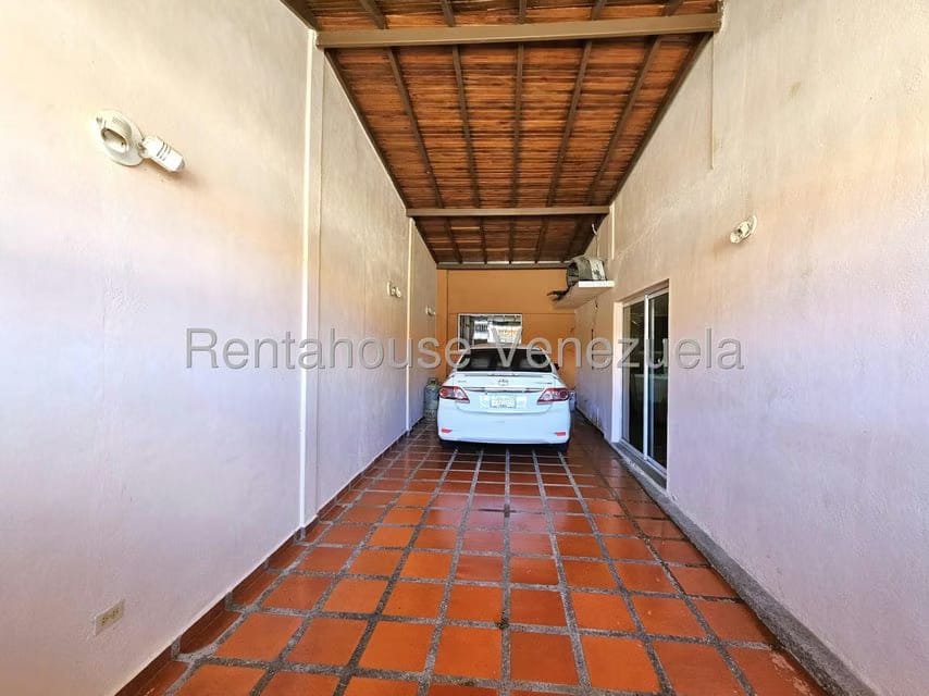 Casa (Duplex) en Venta en Puertas Del Sol, Lara - 29