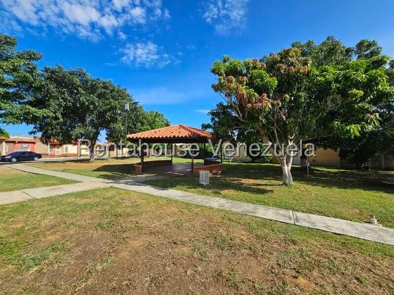 Casa (Duplex) en Venta en Puertas Del Sol, Lara - 35