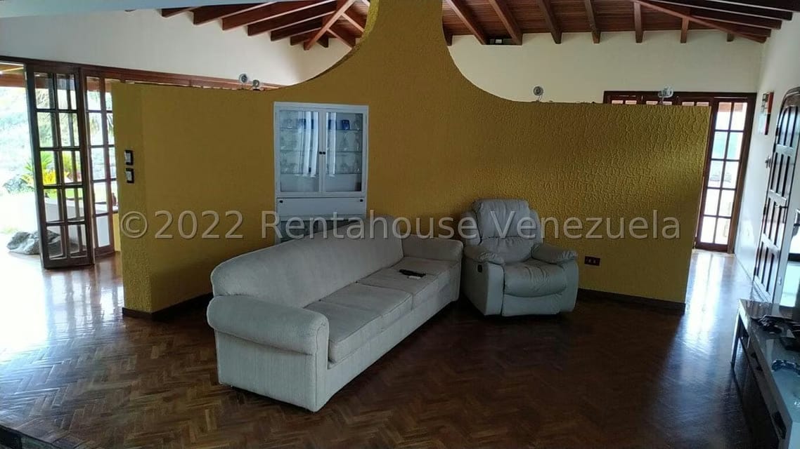 Casa (Multipes Niveles) en Venta en La Lagunita Country Club, Distrito Metropolitano - 21