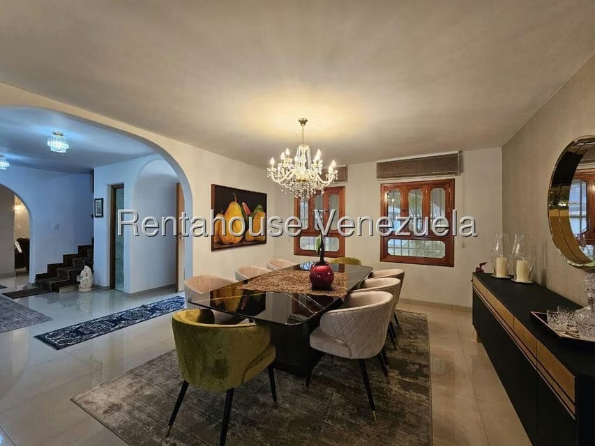 Casa (Multipes Niveles) en Venta en Cumbres de Curumo, Distrito Metropolitano - 15