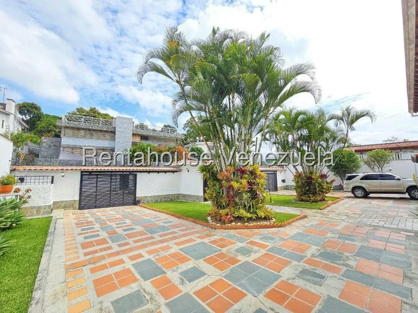 Casa (Multipes Niveles) en Venta en Cumbres de Curumo, Distrito Metropolitano - 5