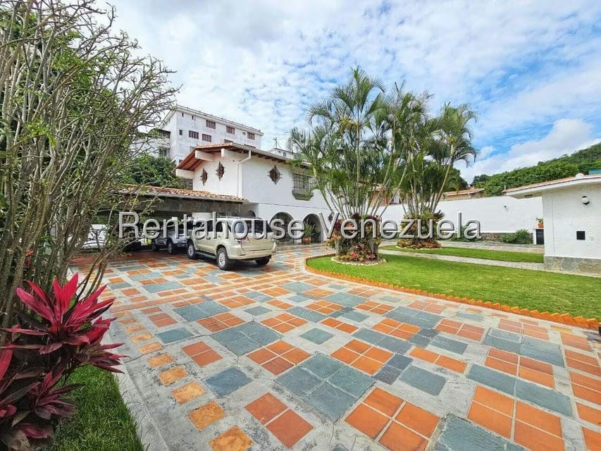Casa (Multipes Niveles) en Venta en Cumbres de Curumo, Distrito Metropolitano - 7