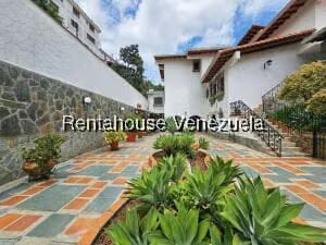 Casa (Multipes Niveles) en Venta en Cumbres de Curumo, Distrito Metropolitano - 78