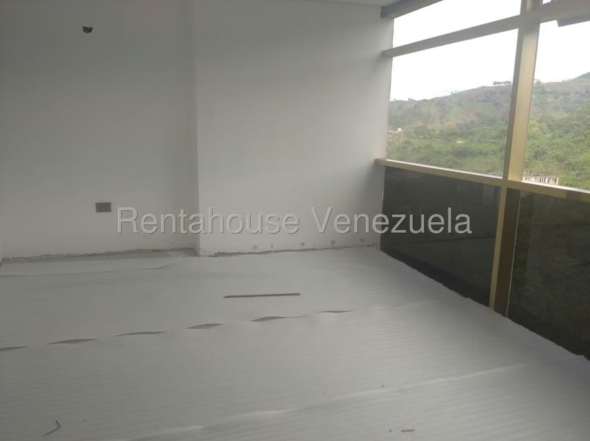 Comercial (Local Comercial) en Alquiler en Macaracuay, Distrito Metropolitano - 8