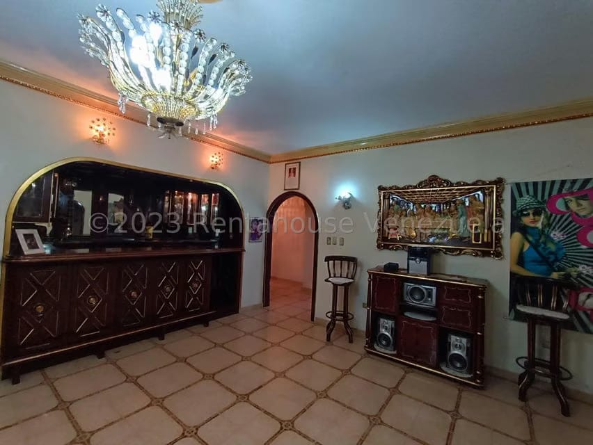 Apartamento (1 Nivel) en Venta en Avenida Victoria, Aragua - 16