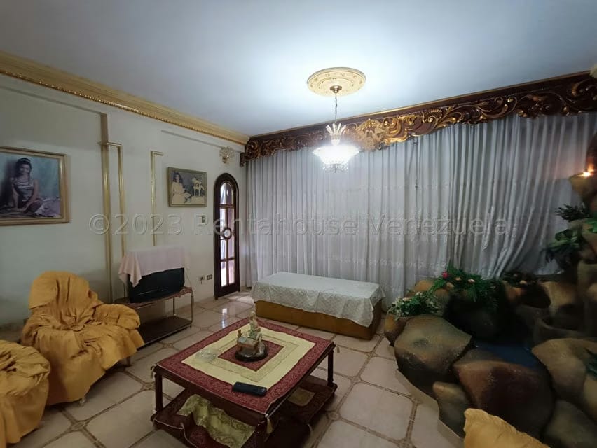 Apartamento (1 Nivel) en Venta en Avenida Victoria, Aragua - 18