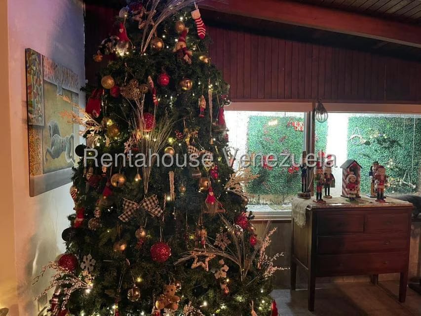 Casa (Multipes Niveles) en Venta en Macaracuay, Distrito Metropolitano - 11