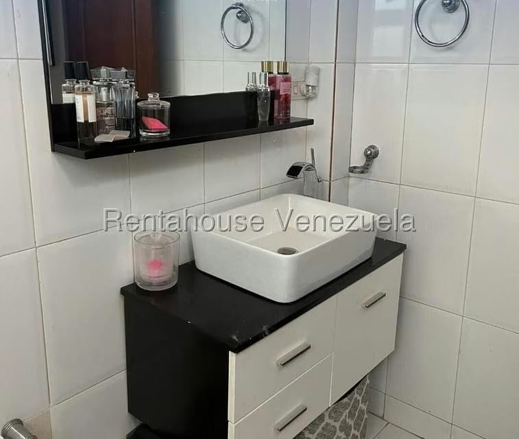 Casa (Multipes Niveles) en Venta en Macaracuay, Distrito Metropolitano - 19