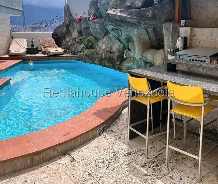 Casa (Multipes Niveles) en Venta en Macaracuay, Distrito Metropolitano - 28