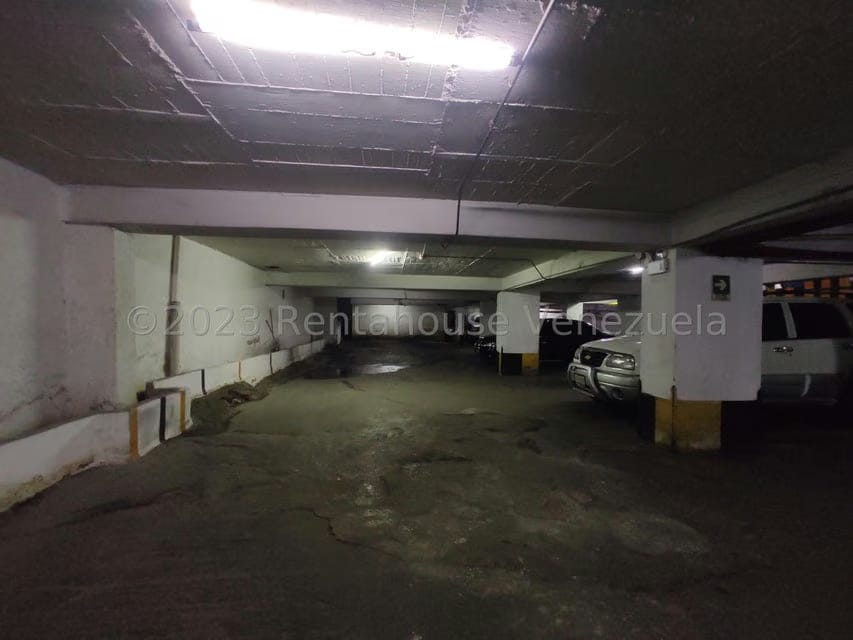 Comercial (Estacionamiento) en Venta en Quinta Crespo, Distrito Metropolitano - 7