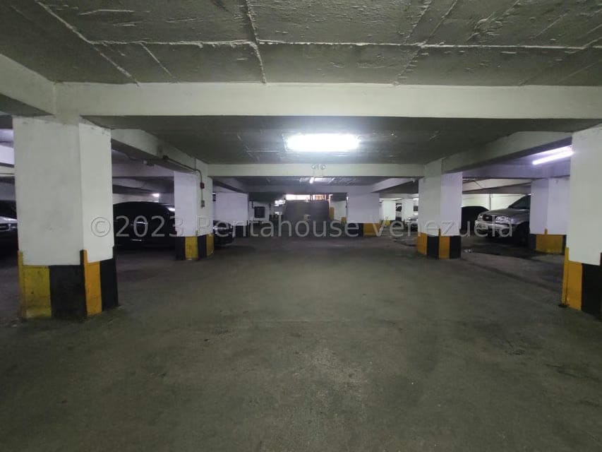 Comercial (Estacionamiento) en Venta en Quinta Crespo, Distrito Metropolitano - 9