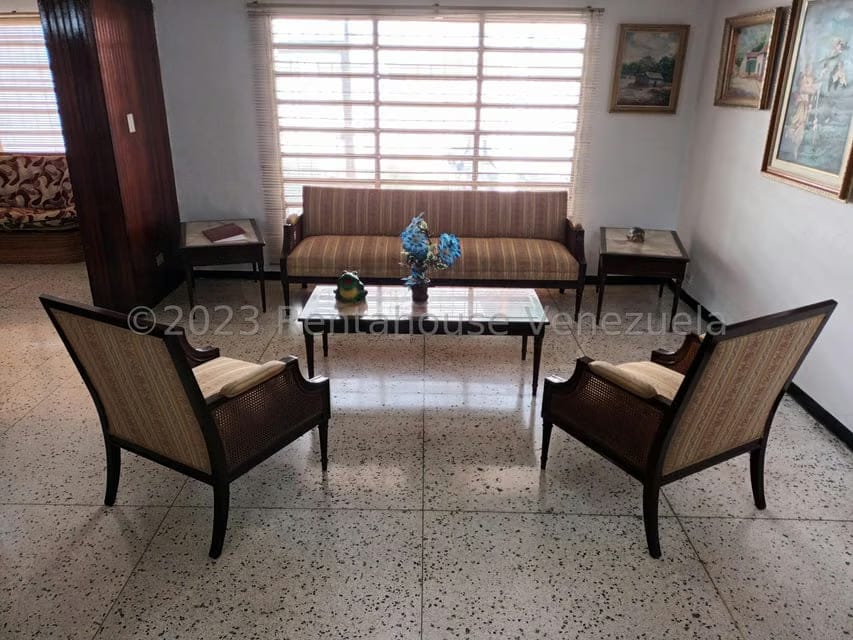 Casa (Multipes Niveles) en Venta en Coche, Distrito Metropolitano - 19