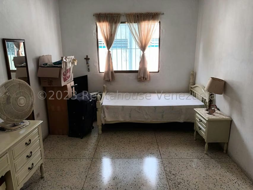 Casa (Multipes Niveles) en Venta en Coche, Distrito Metropolitano - 31