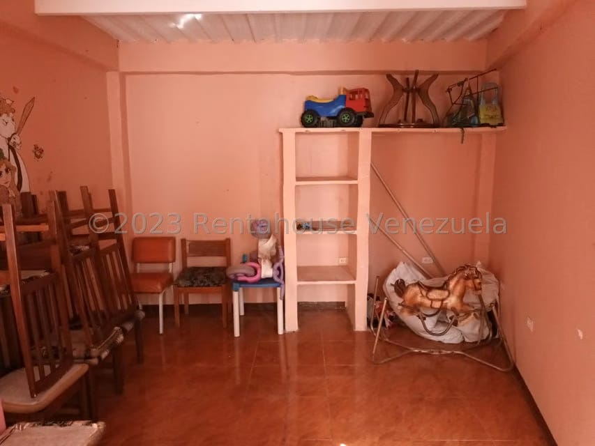 Casa (Multipes Niveles) en Venta en Coche, Distrito Metropolitano - 51