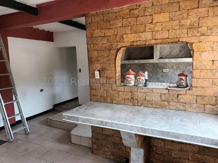 Casa (Multipes Niveles) en Venta en Coche, Distrito Metropolitano - 56