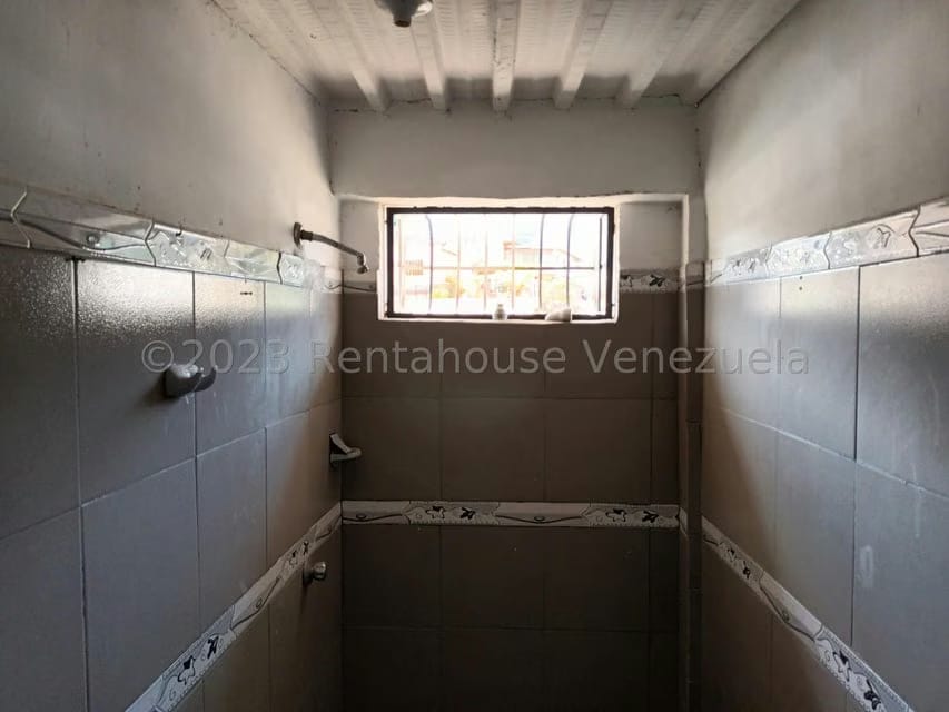 Casa (Multipes Niveles) en Venta en Coche, Distrito Metropolitano - 60