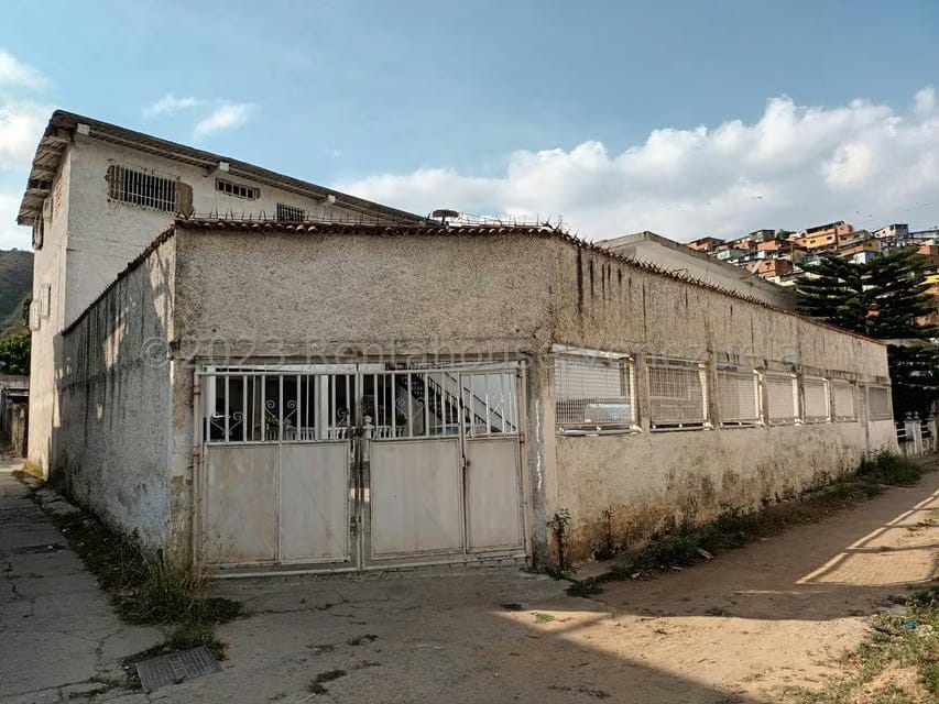 Casa (Multipes Niveles) en Venta en Coche, Distrito Metropolitano - 69