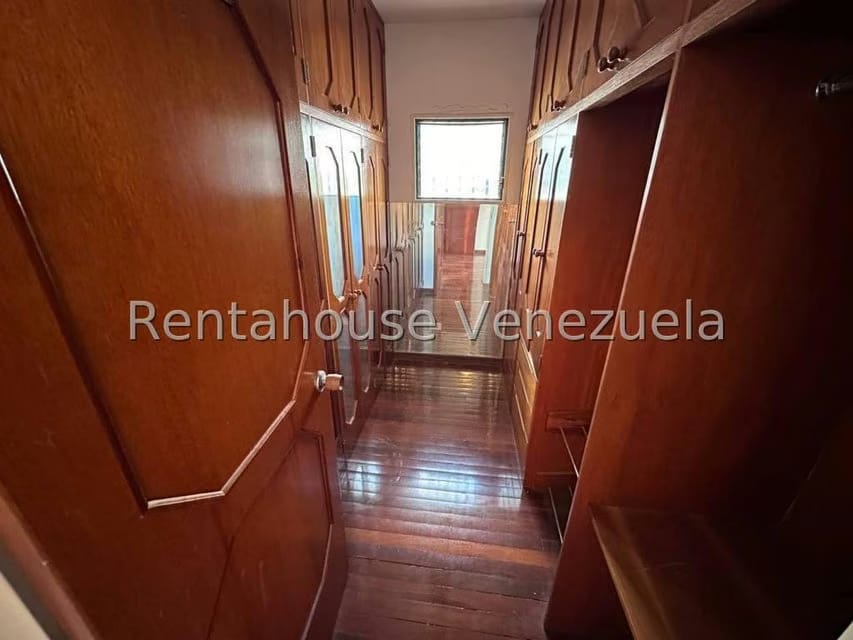 Casa (Multipes Niveles) en Venta en Altamira, Distrito Metropolitano - 37