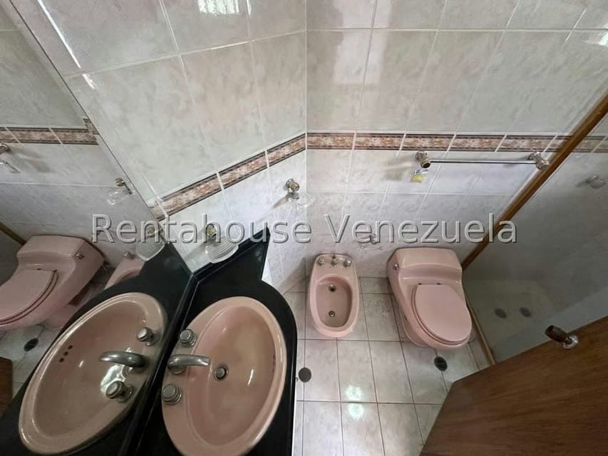 Casa (Multipes Niveles) en Venta en Altamira, Distrito Metropolitano - 41
