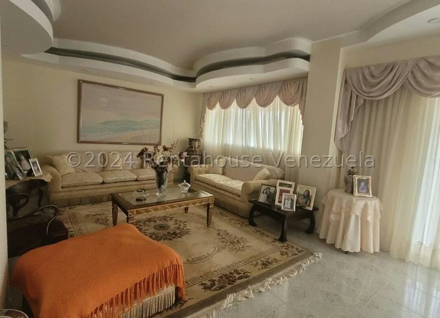 Apartamento (Penthouse) en Venta en Terrazas del Avila, Distrito Metropolitano - 3