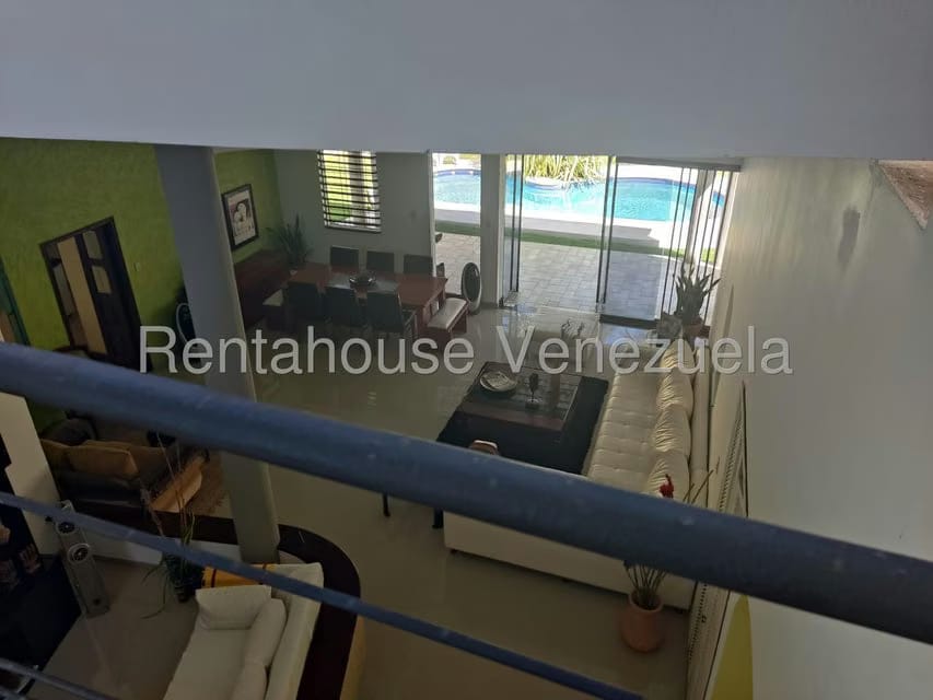 Casa (Duplex) en Venta en Cumboto, Carabobo - 15