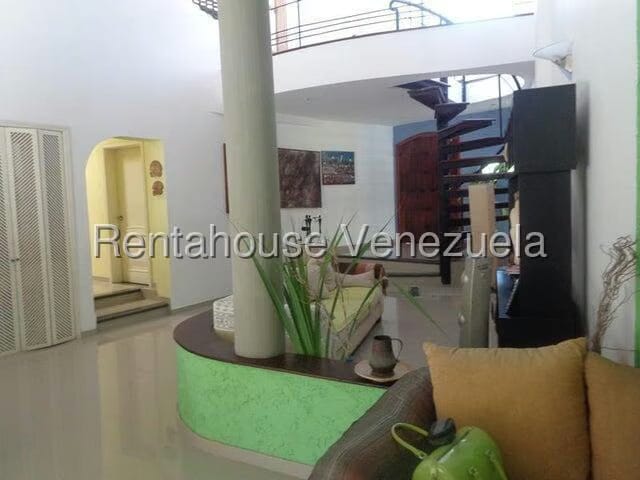 Casa (Duplex) en Venta en Cumboto, Carabobo - 16