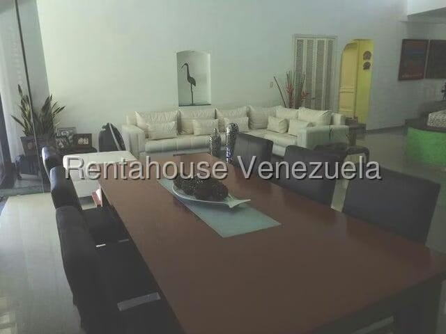 Casa (Duplex) en Venta en Cumboto, Carabobo - 17