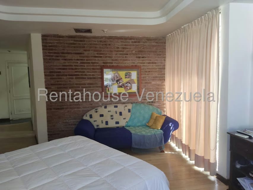 Casa (Duplex) en Venta en Cumboto, Carabobo - 33