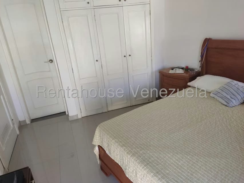 Casa (Duplex) en Venta en Cumboto, Carabobo - 38