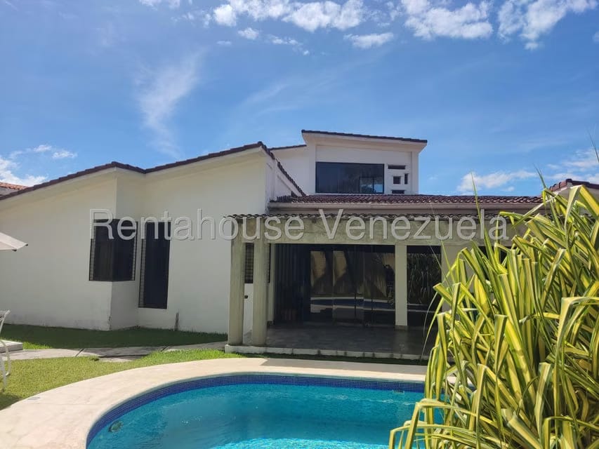 Casa (Duplex) en Venta en Cumboto, Carabobo - 46