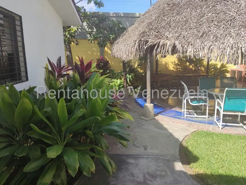 Casa (Duplex) en Venta en Cumboto, Carabobo - 47