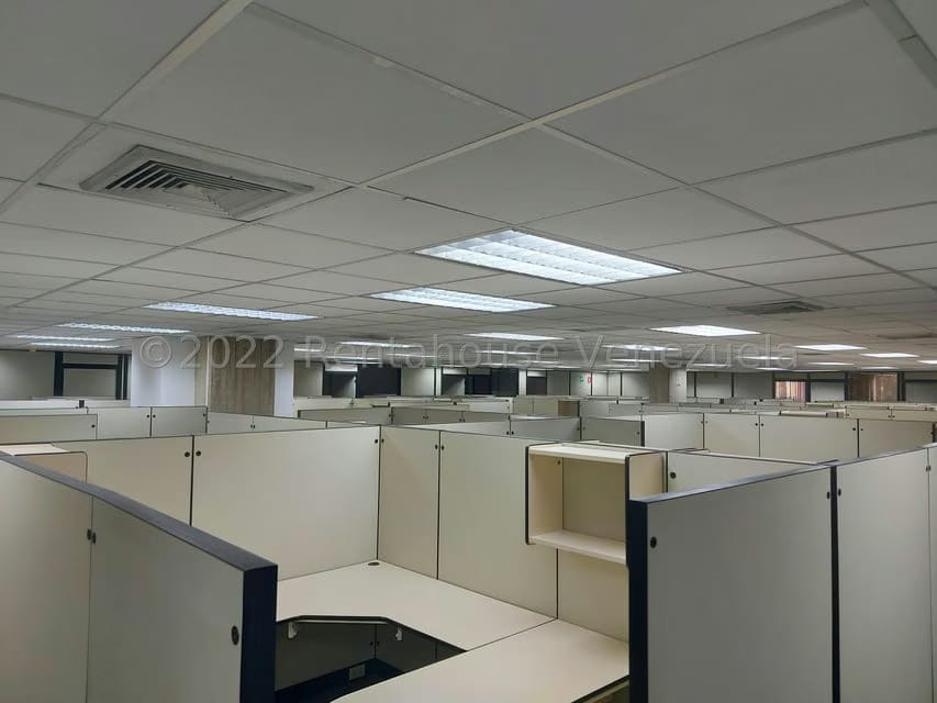 Comercial (Oficina) en Alquiler en Terrazas del Avila, Distrito Metropolitano - 8