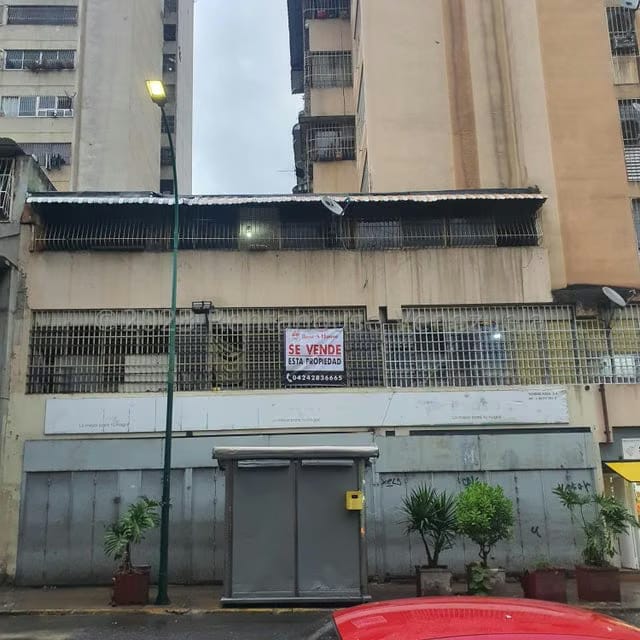 Comercial (Local Comercial) en Venta en Parroquia Santa Teresa, Distrito Metropolitano