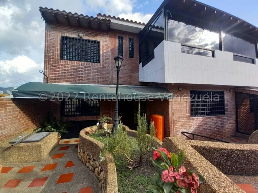 Casa (Duplex) en Venta en Colinas de Vista Alegre, Distrito Metropolitano