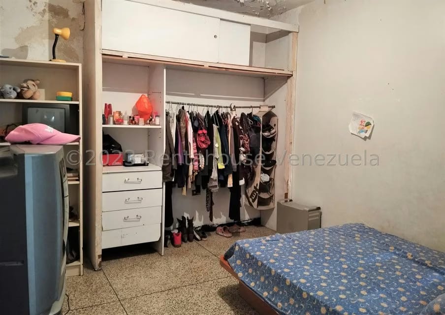 Casa (Multipes Niveles) en Venta en Parroquia Catedral, Distrito Metropolitano - 15