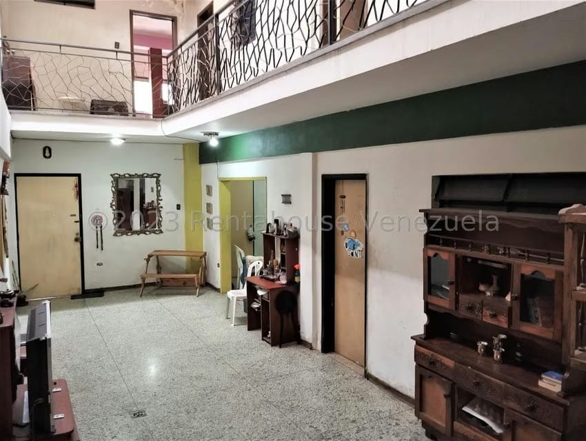 Casa (Multipes Niveles) en Venta en Parroquia Catedral, Distrito Metropolitano - 8
