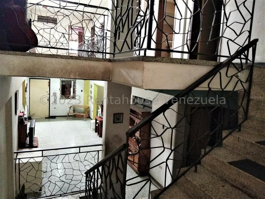 Casa (Multipes Niveles) en Venta en Parroquia Catedral, Distrito Metropolitano - 9