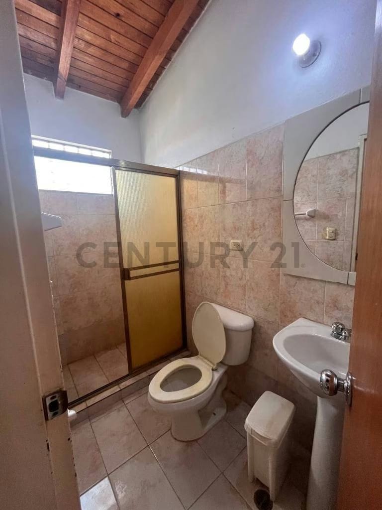 Casa en excelente estado, Urbanizacion Privada San Miguel, Calle principal - 12
