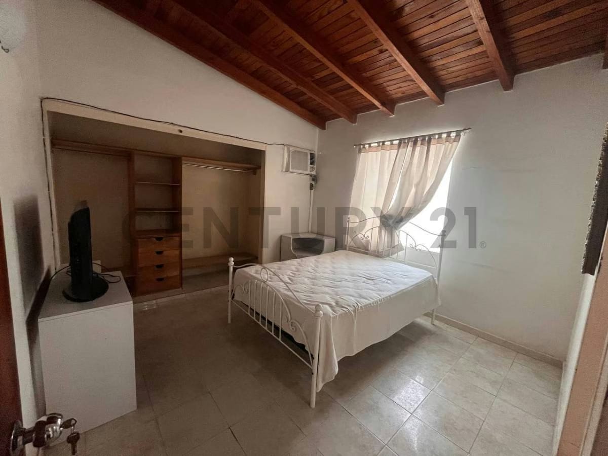 Casa en excelente estado, Urbanizacion Privada San Miguel, Calle principal - 13