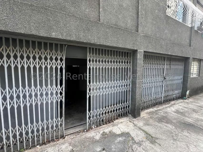 Comercial (Local Comercial) en Alquiler en San Bernardino, Distrito Metropolitano - 2