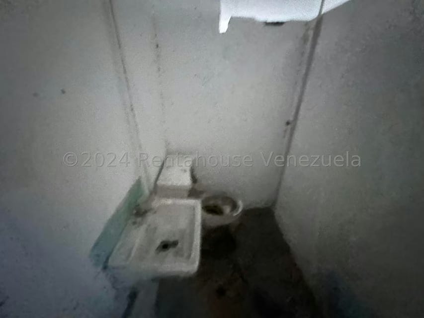 Comercial (Local Comercial) en Alquiler en San Bernardino, Distrito Metropolitano - 4